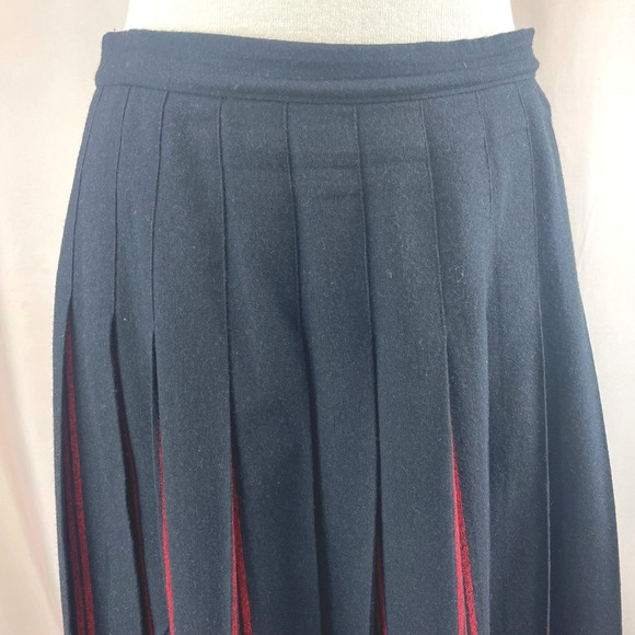 Vintage Womens 14 PENDLETON Wool Plaid Pleated Skirt Menzies Tartan Academia - Picture 2 of 9